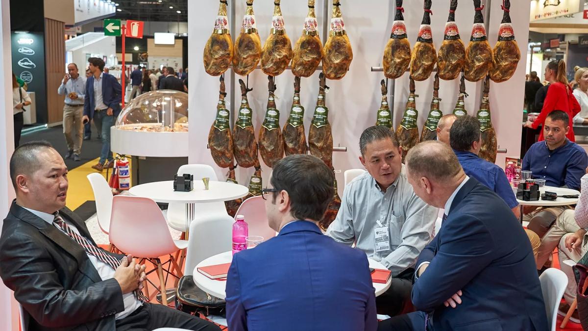 B2B CONNECT & MARKETING